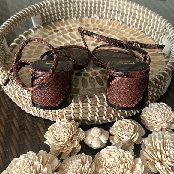 MARC FISHER Womens Brown Snakeskin Ankle Strap Buckle Leather Slingback Sandal - Picture 9 of 12